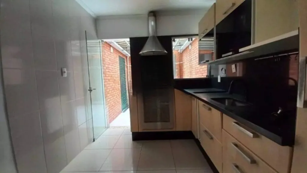 Imagem Casa em condomínio no Demarchi, São Bernardo do Campo-SP, com 3 quartos, 1 suíte
