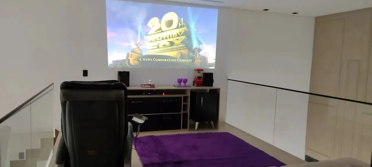 Imagem Imóvel de luxo em condomínio: Casa de 4 quartos e 3 suítes no Jd. Villagio Milano, Sorocaba-SP. 260m², 3 salas, 5 banheiros, 4 vagas.