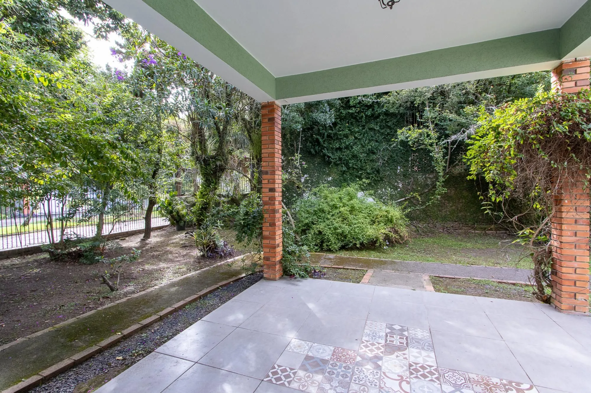 Imagem Casa com 4 quartos à venda na Avenida Pereira Passos Vila Assunção, Porto Alegre