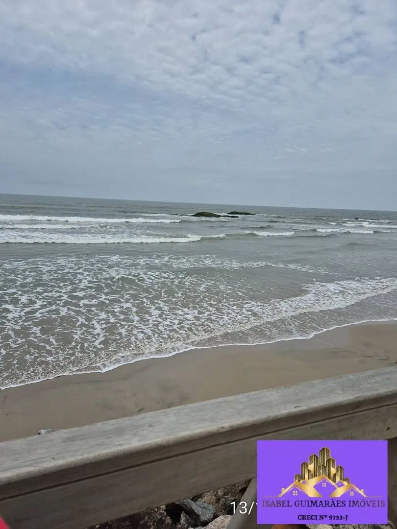 Foto do imóvel Alugo Apartamento Semi-Mobiliado, Prédio Frente Mar, Gravatá de Navegantes