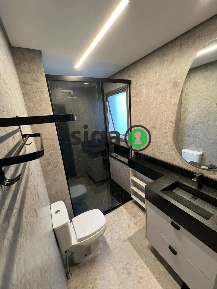 Imagem Apartamento com 149m2, 3 Suites, 4 banheiros 2 vagas demarcadas e deposito de 3m2