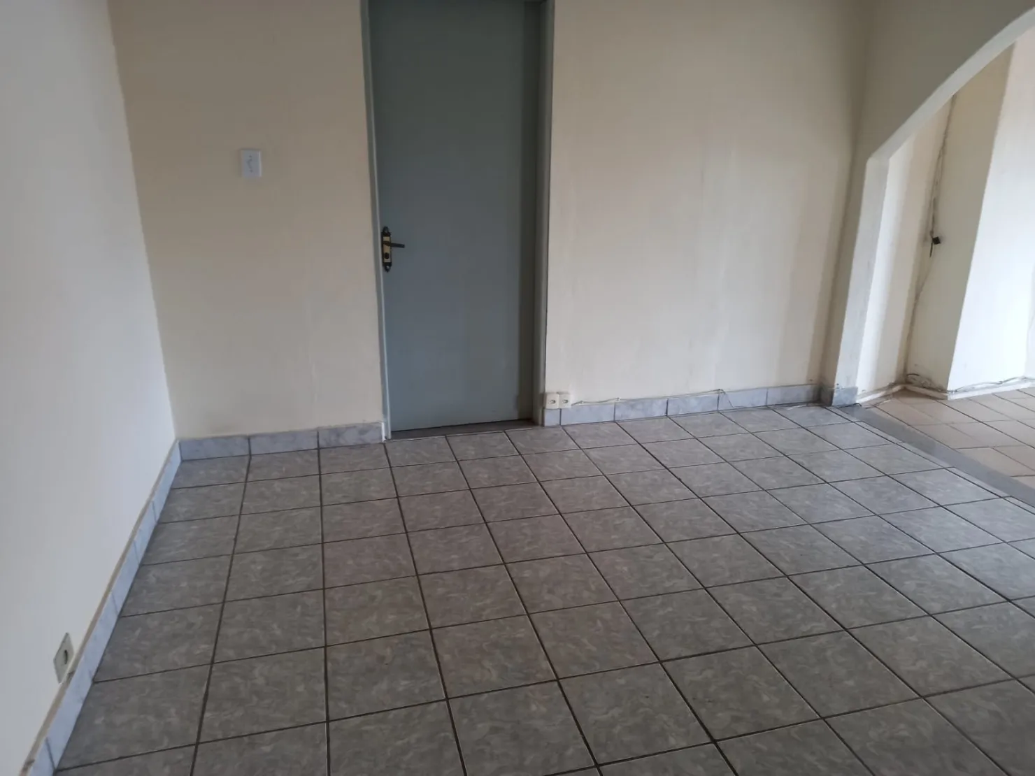Imagem Casa à venda 7 Quartos, 4 Suites, 3 Vagas, 490M², Jardim Russi, Taubaté - SP