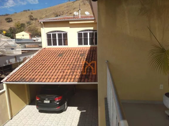 Imagem Casa com 5 dormitórios à venda, 300 m² por R$ 695.000,00 - São Sebastião - Itajubá/MG