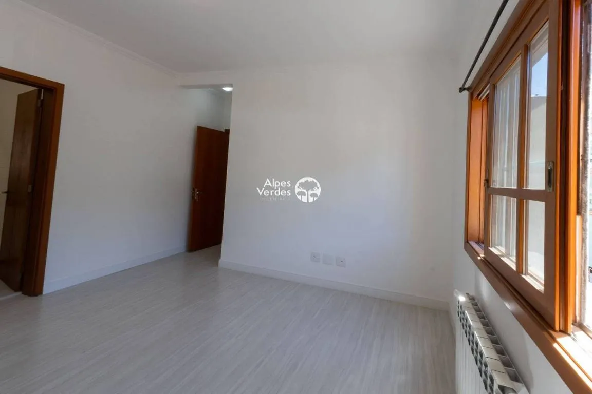 Imagem Vende-se Apartamento no Centro de Gramado, com 2 quartos,