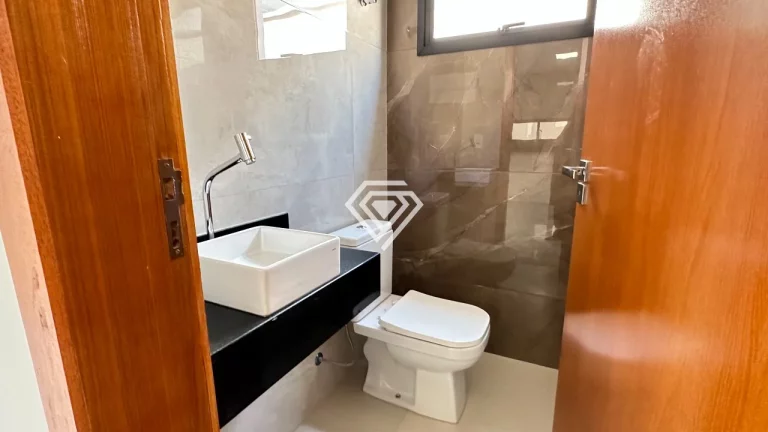 Imagem Casa 3 Suítes, 194 m² c/ Lazer na 110 Sul