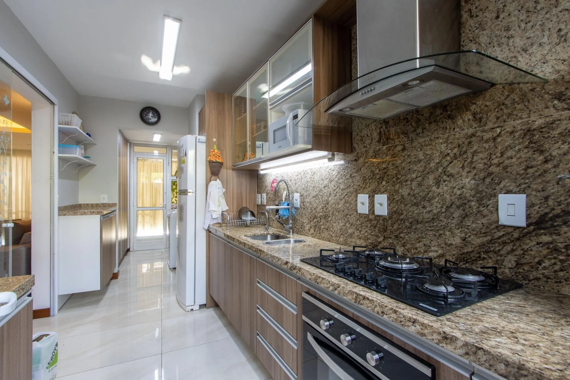 Imagem Casa 4 dormitórios com elevador