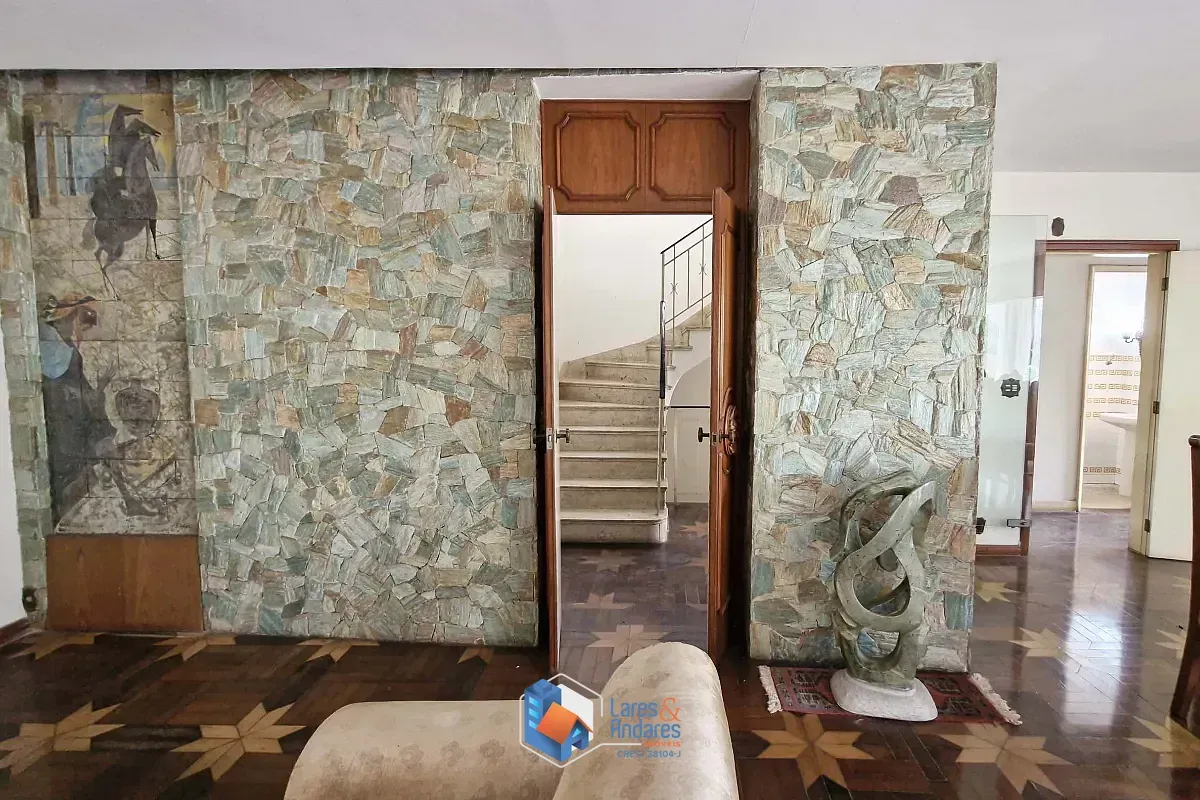 Imagem Sobrado para venda em Cambuci com 6 quartos, sendo 4 suítes, 473m²