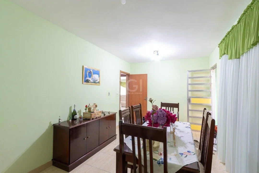 Imagem Casa para Venda - 160m², 3 dormitórios, sendo 2 suites, 3 vagas - Cristal