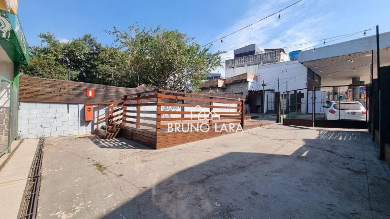 Imagem Área disponível para locação no Centro – Igarapé/MG.