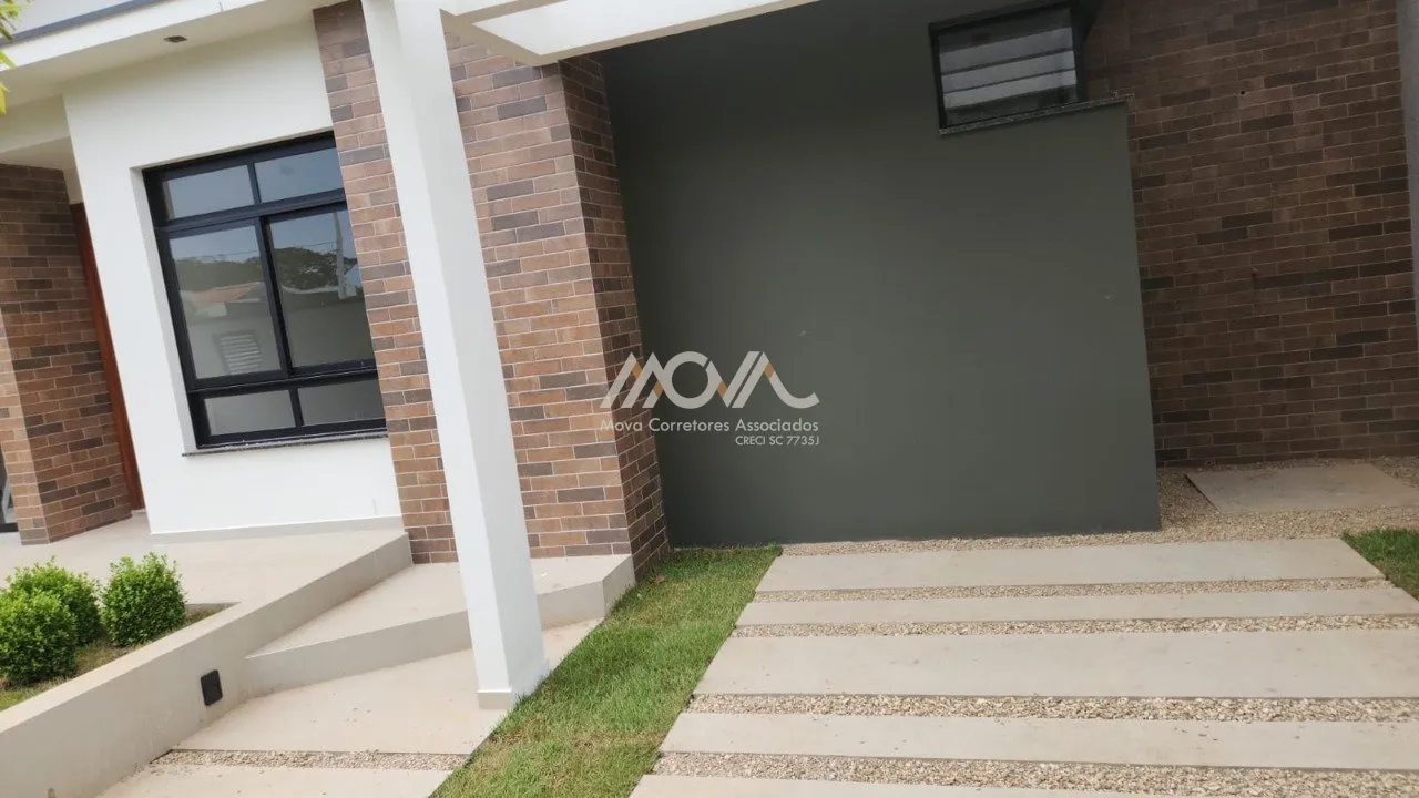 Imagem Casa NOVA, com projeto moderno e excelente padrão de acabamento. 
São 3 dormitórios, sendo 1 suí...