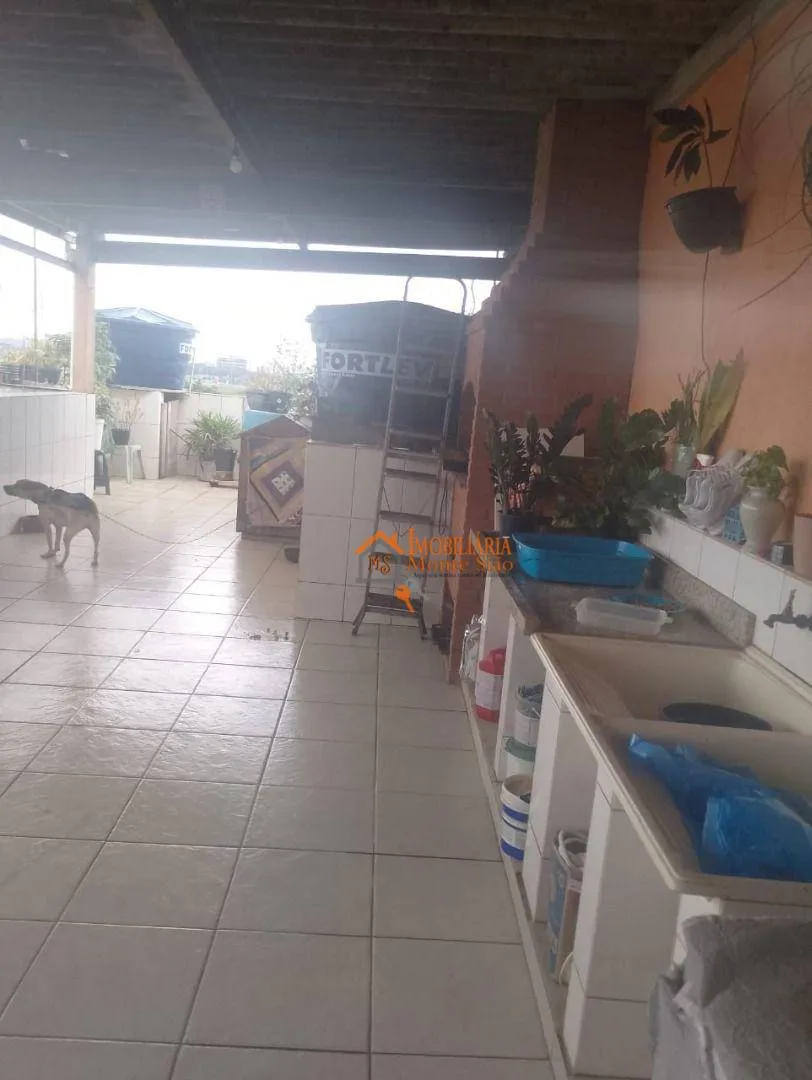 Imagem Sobrado com 5 dormitórios à venda, 250 m² por R$ 530.000,00 - Taboão - Guarulhos/SP