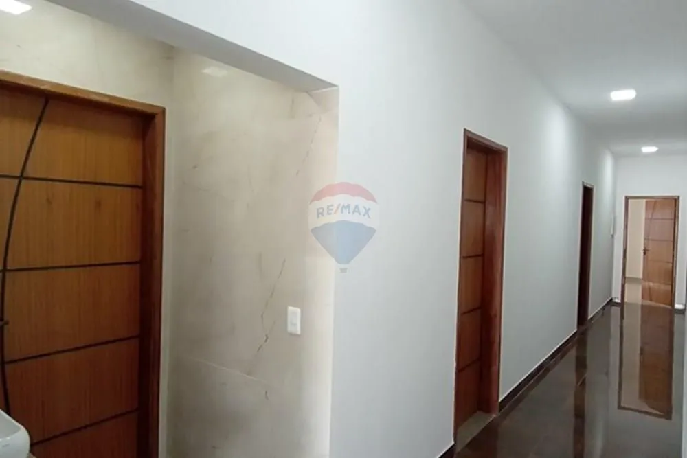 Imagem Casa com 3 quartos para venda em Pedra de Guaratiba
