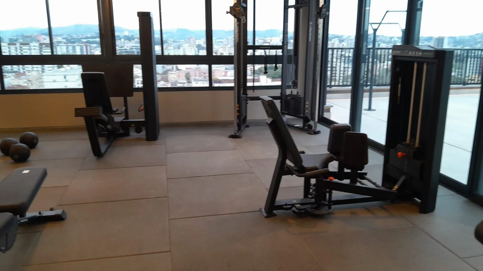 Imagem Apartamento novo,2 quartos,andar alto,box,na Cidade baixa e com Infra