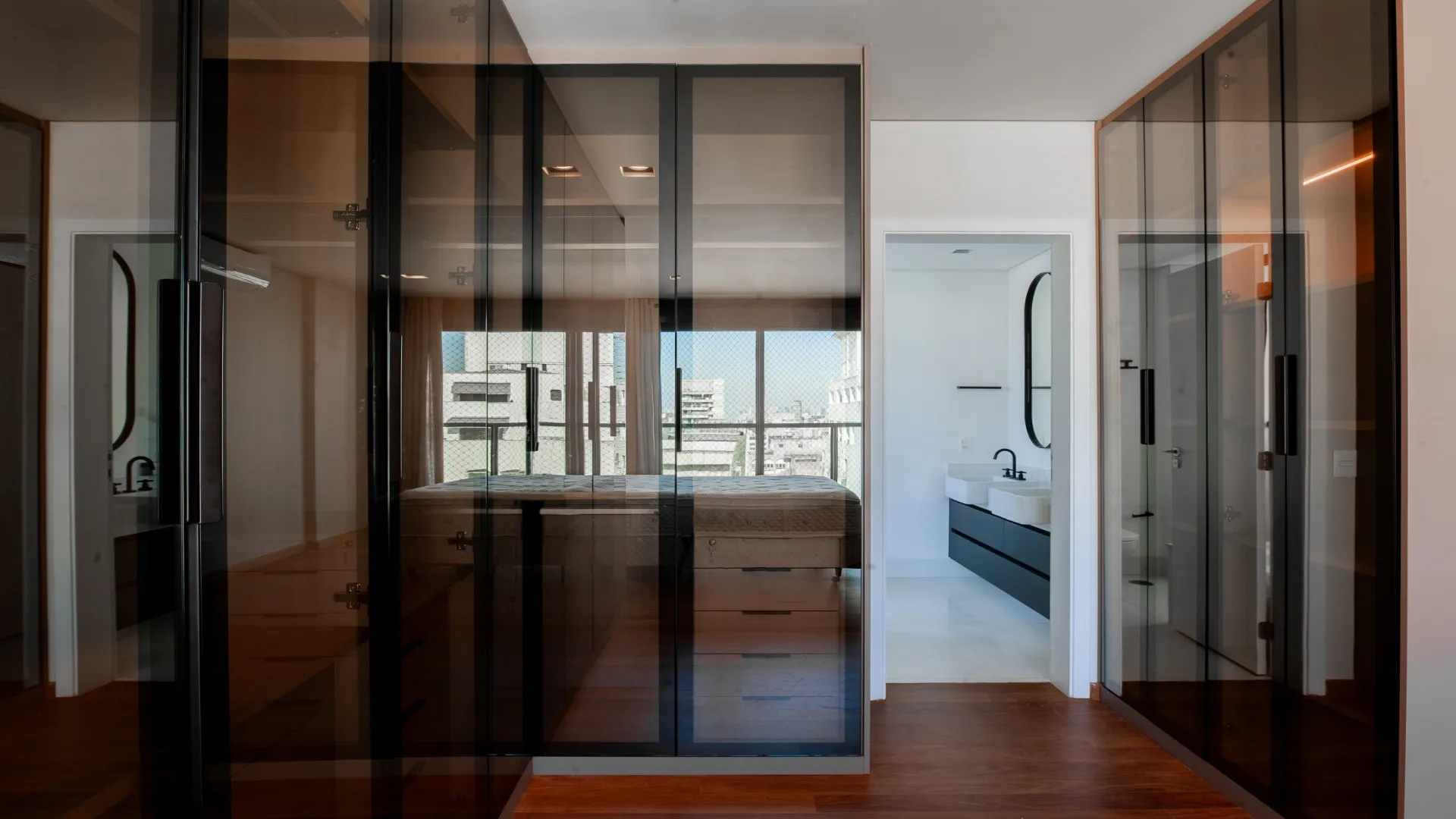Imagem Apartamento para Locação com 3 suítes ? Jardim Paulista ? São Paulo/SP