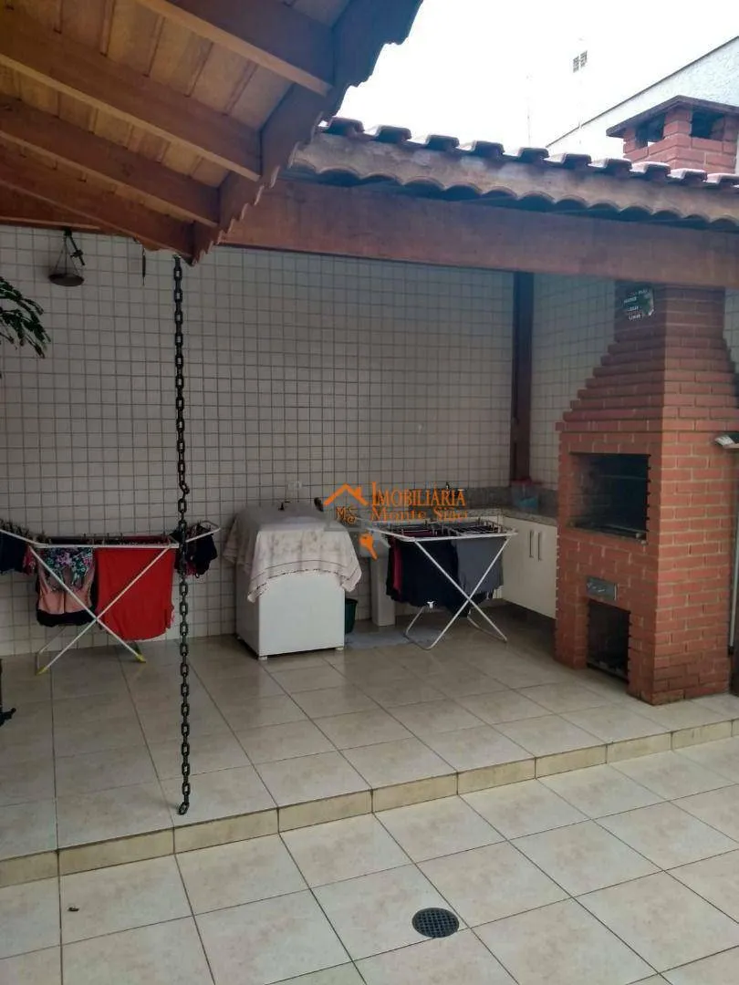 Imagem Sobrado com 3 dormitórios à venda, 191 m² por R$ 780.000,00 - Jardim Santa Clara - Guarulhos/SP