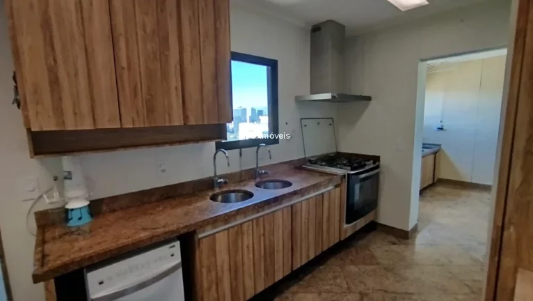 Imagem Aluga Cobertura Duplex no Real Parque, com 3 suítes, 3 salas, 6 banheiros, 6 vagas, 490m².