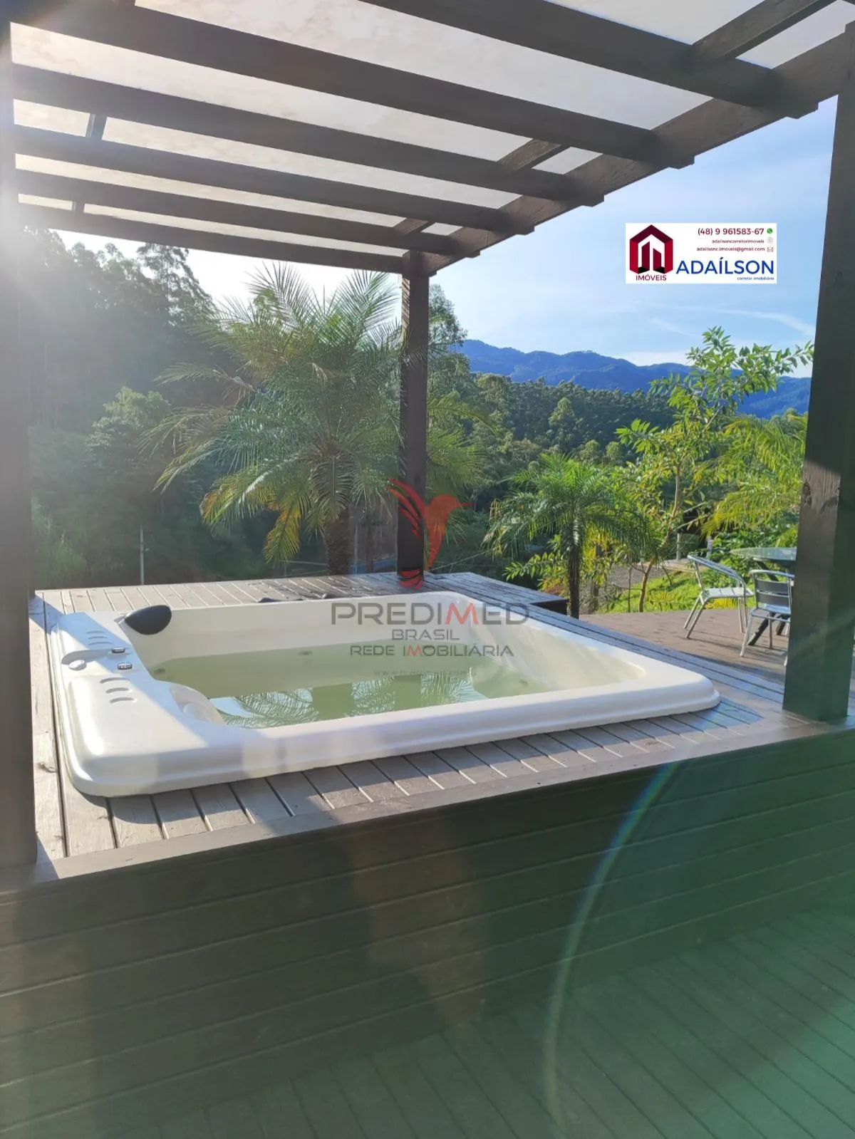 Imagem Linda chácara com piscina e jacuzzi à venda em Tijucas/SC