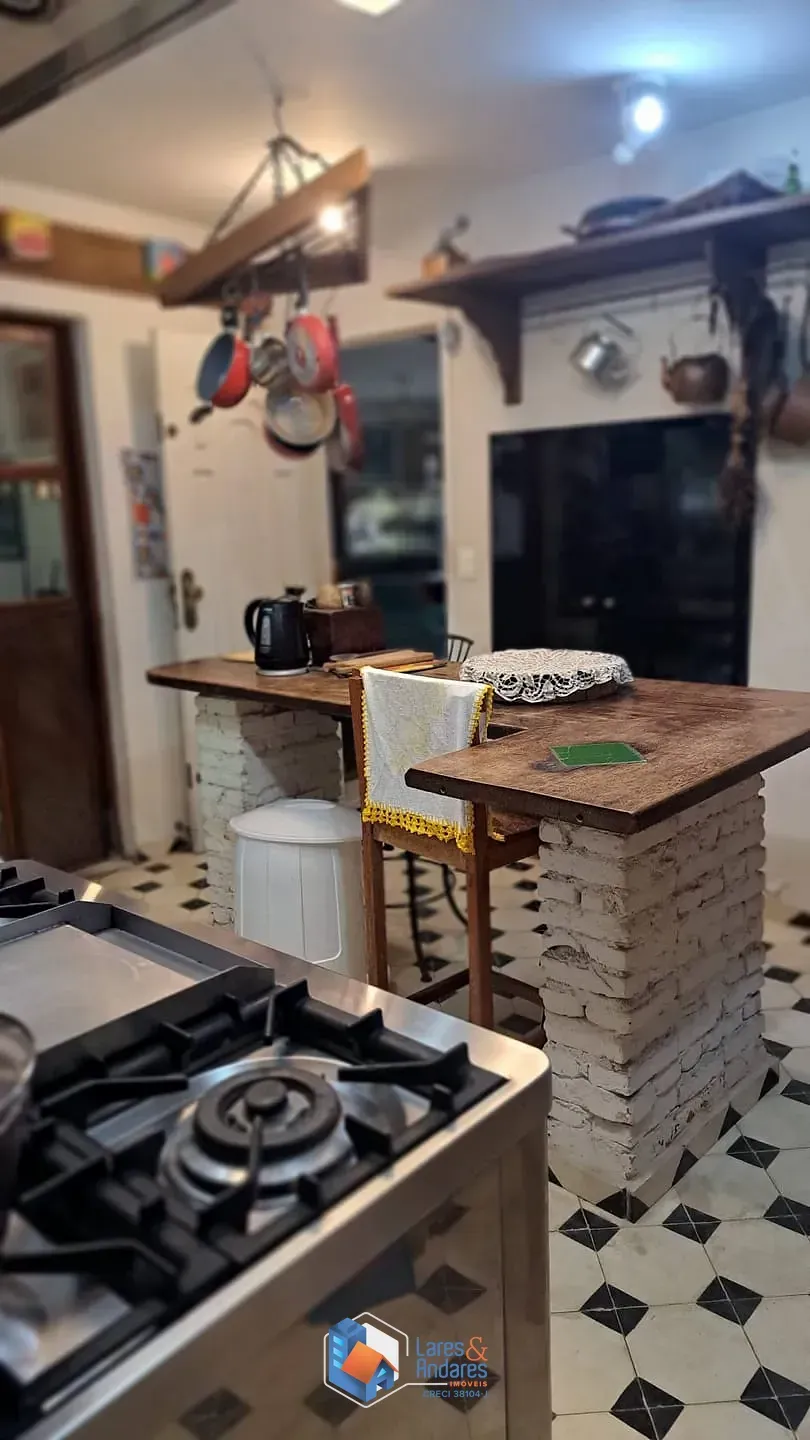 Imagem Casa de vila para venda em Vila Olímpia com 4 quartos, sendo 1 suíte, 248m²