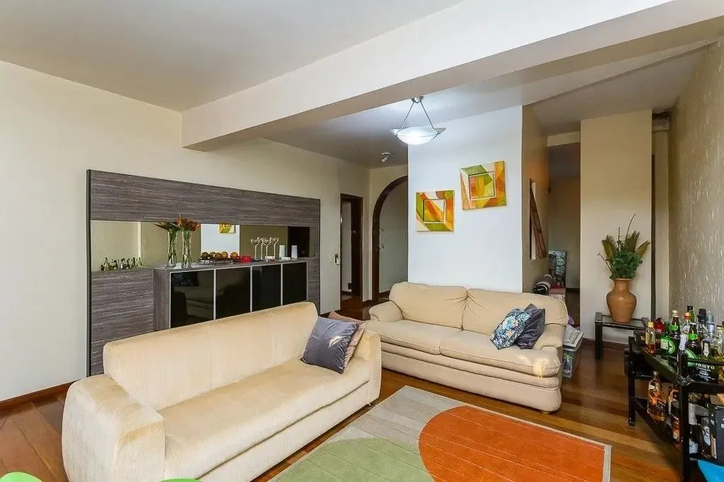 Imagem Casa espaçosa com 6 dormitórios e vista incrível no Cristo Redentor