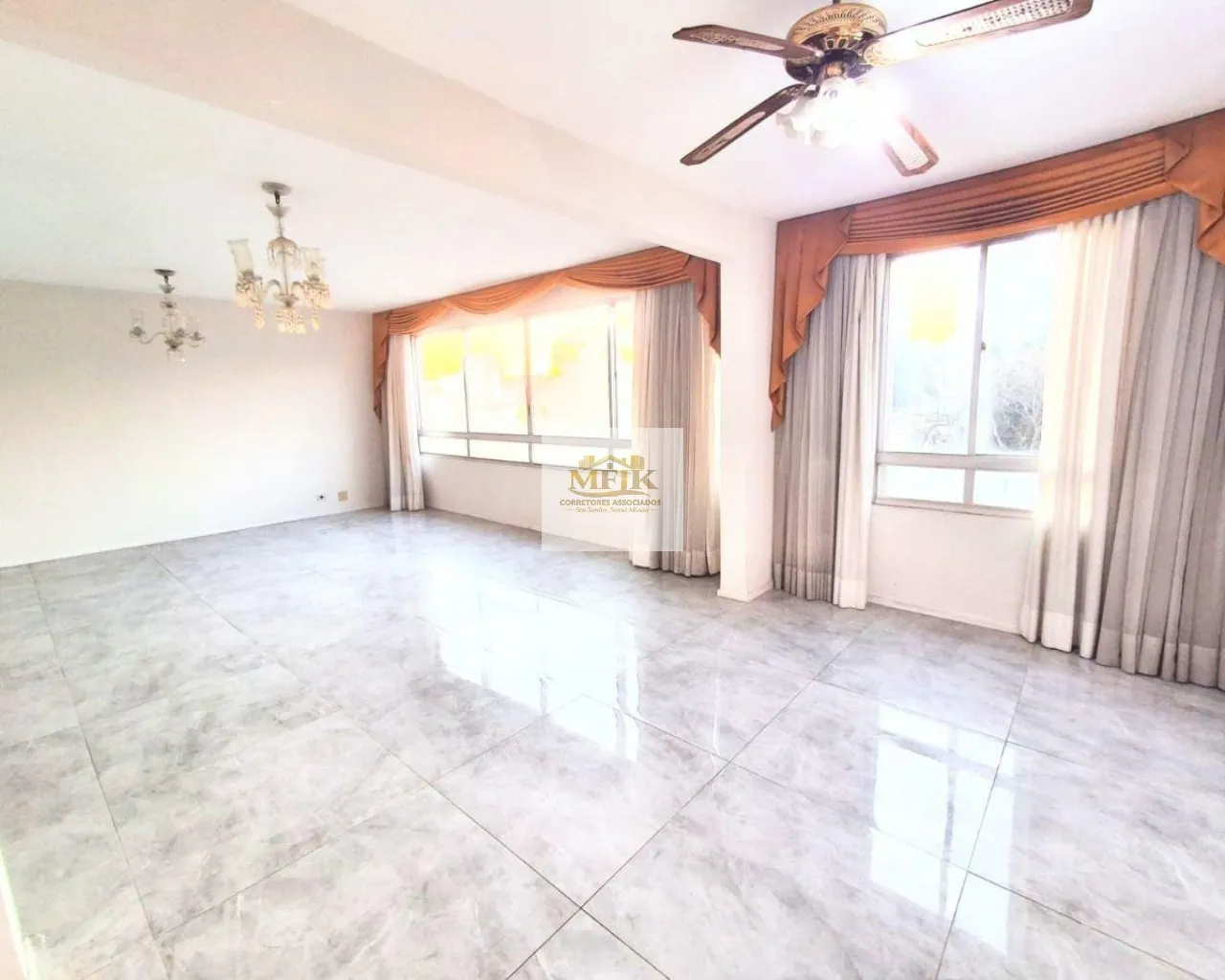 Foto do imóvel Apartamento com 3 quartos e 140 m² em venda no bairro São Francisco Curitiba