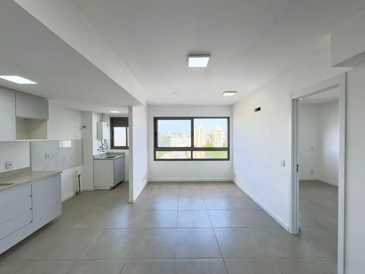 Imagem Apartamento à venda em Porto Alegre, Vila Jardim, com 1 quarto, 46m2