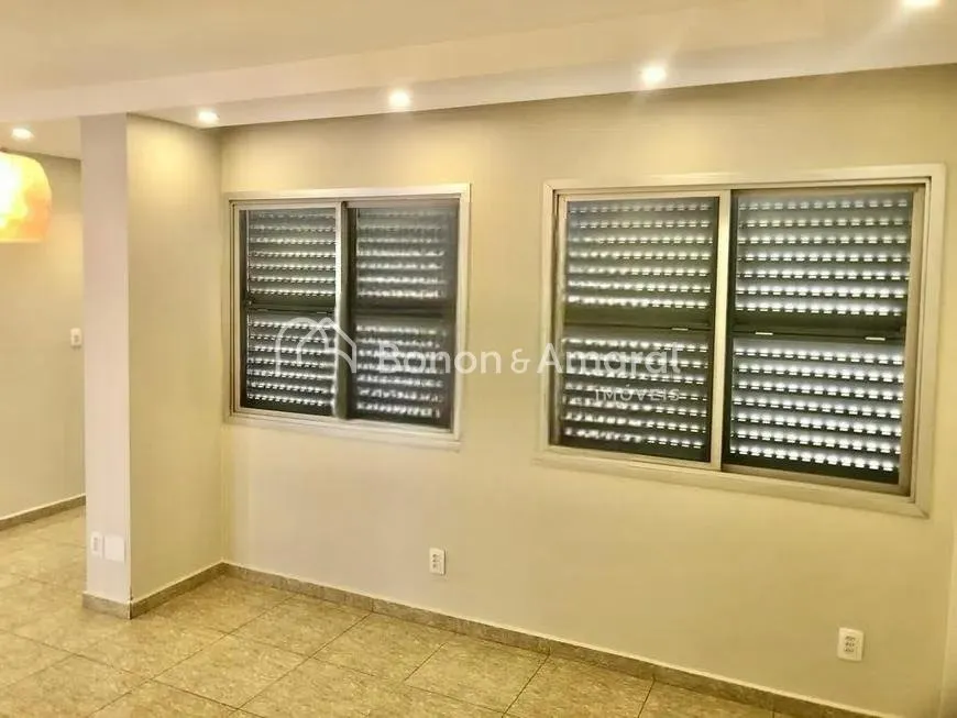 Imagem Apartamento de Alto Padrão à Venda no Cambuí - 330 m² com 4 Quartos e Lazer Completo
