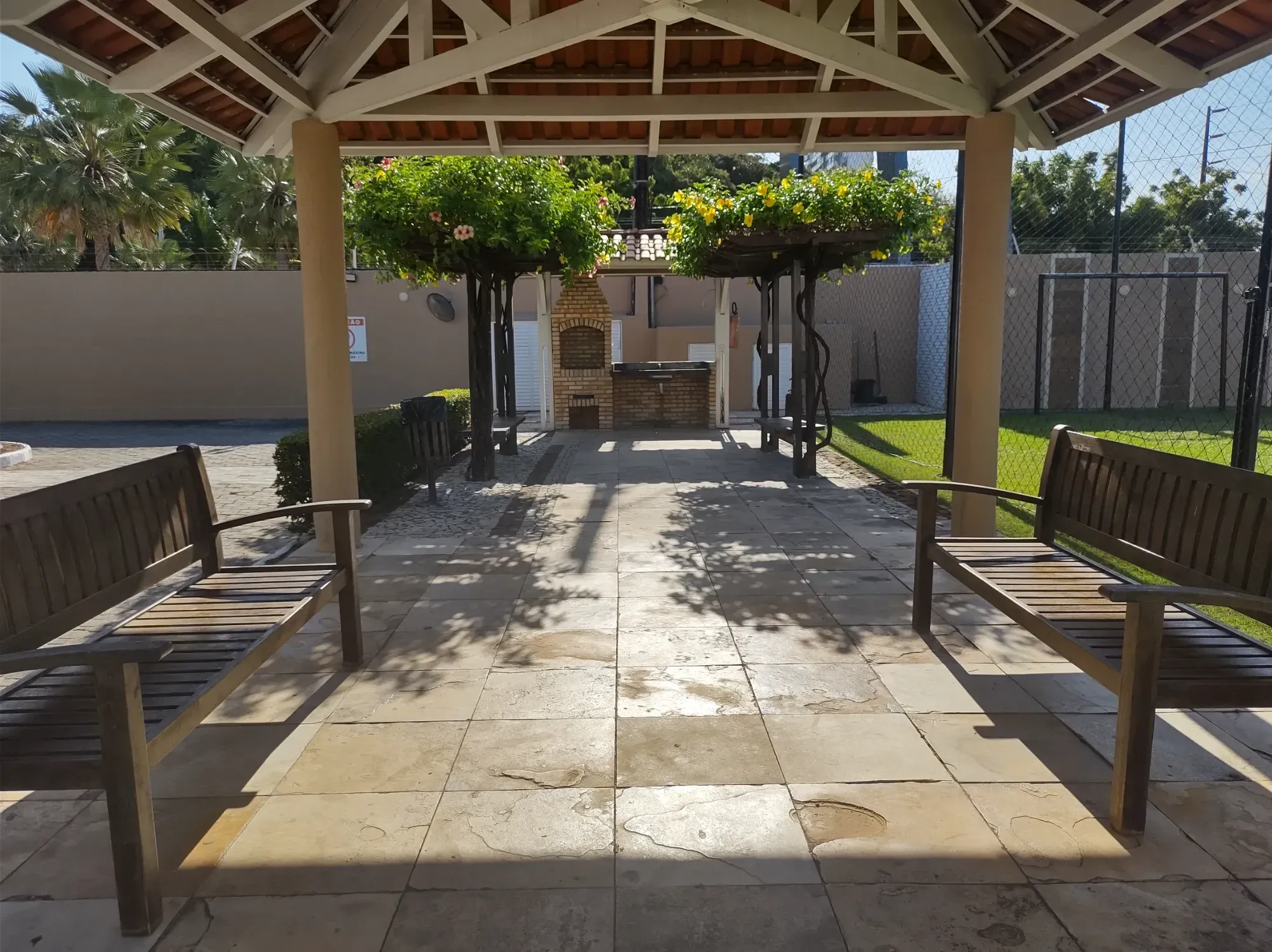 Imagem Casa de Condomínio com 3 Quartos à Venda, 102 m² em Cidade 2000 - Fortaleza