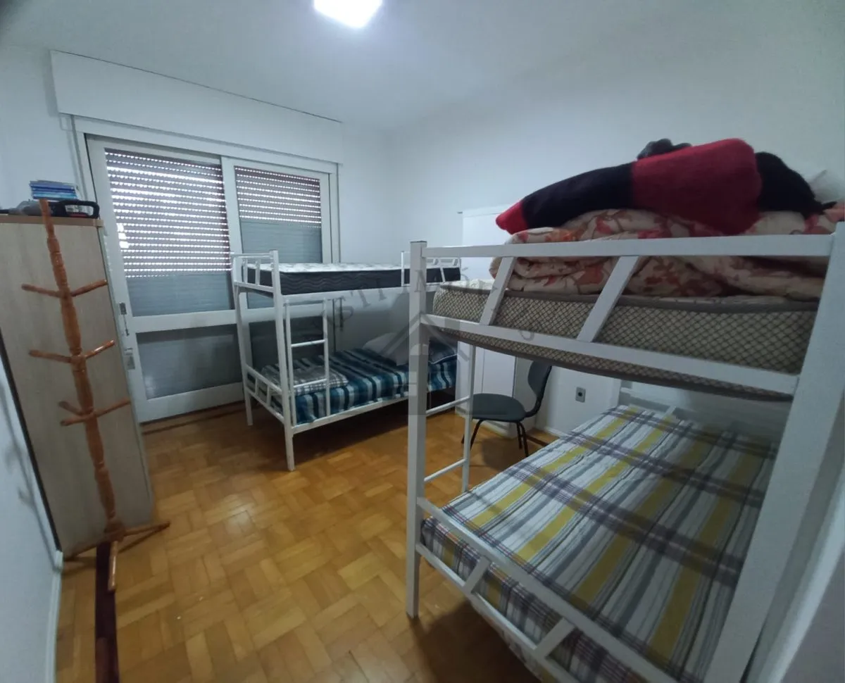 Imagem Casa 6 quartos para Venda no bairro Jardim São Pedro em Porto Alegre