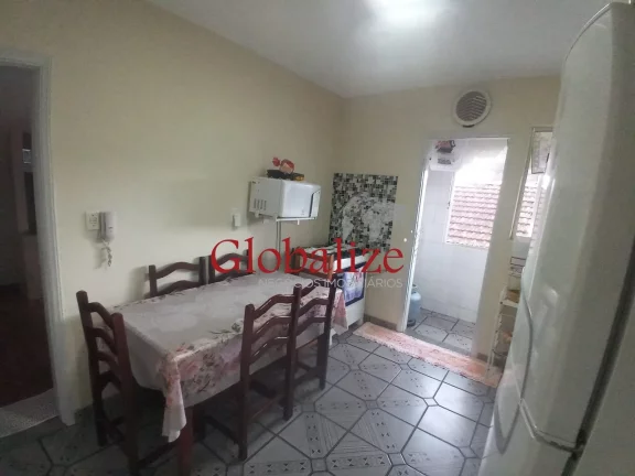 Imagem Apartamento à Venda, em prédio de 3 andares R$320.000,00, 2 dormitórios na Vila Mathias em Santos SP