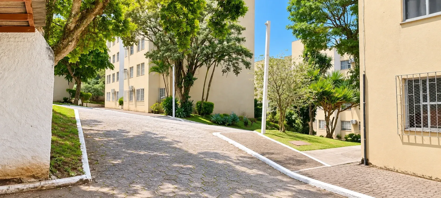 Imagem Apartamento com 2 Quartos à Venda, 44 m² em Coqueiros - Florianópolis