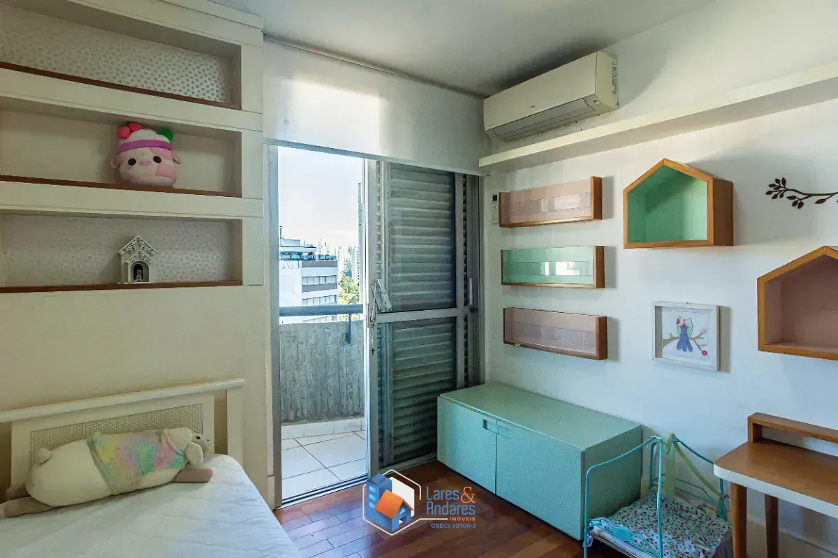 Imagem Apartamento para venda em Morumbi com 4 quartos, sendo 2 suítes, 159m²