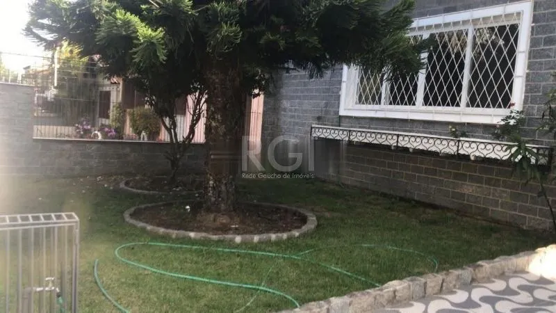 Imagem Casa para Venda - 242m², 3 dormitórios, sendo 1 suites, 3 vagas - Aberta dos Morros