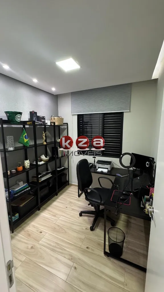 Imagem Apartamento à venda em Vinhedo-SP, bairro Marambaia: 2 quartos, 1 sala, 1 banheiro, 2 vagas de garagem. 48m² de área.