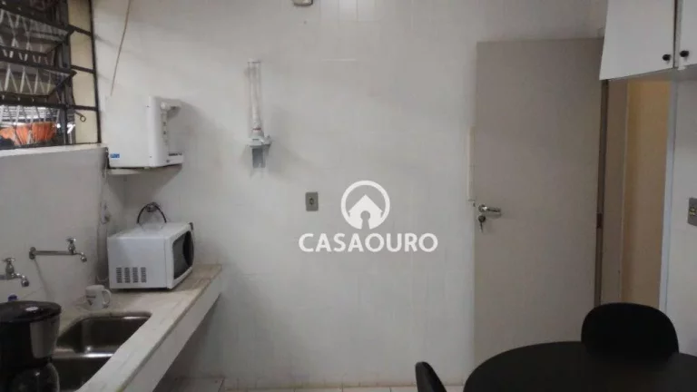 Imagem Casa com 6 dormitórios à venda, 250 m² por R$ 1.010.000,00 - São Lucas - Belo Horizonte/MG