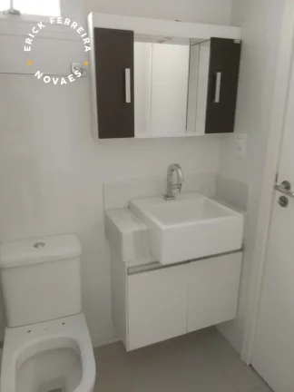 Imagem Belíssima casa duplex composta de 3 suítes área de lazer com piscina e churrasqueira em finíssimo acabamento.