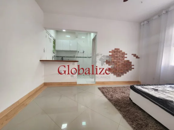 Imagem Sala Living a venda na Ponta da Praia, com 1 vaga por R$ 330.000,00
