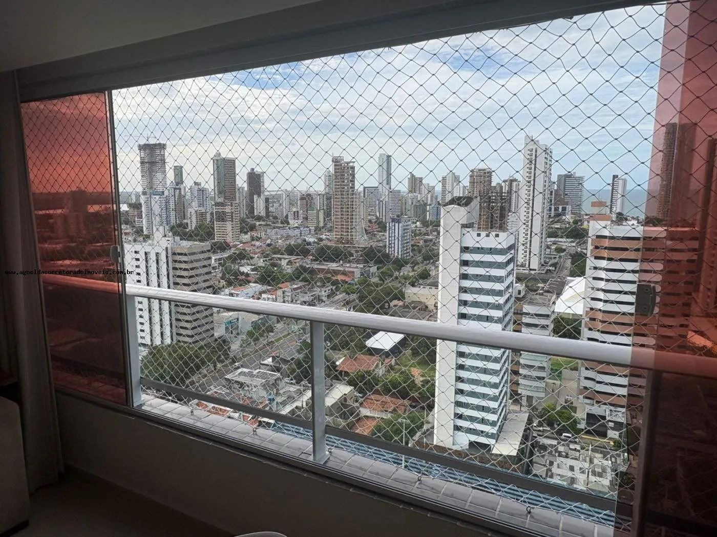 Imagem Apartamento para Venda em Natal, Tirol, 3 dormitórios, 2 suítes, 3 banheiros, 2 vagas