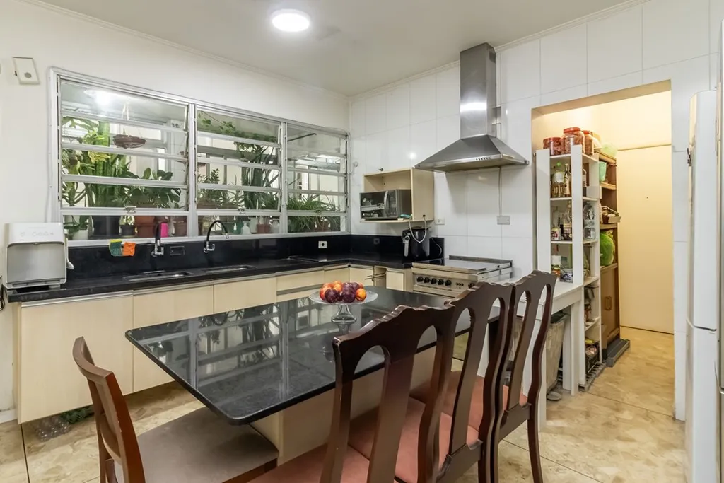 Imagem Apartamento à venda em São Paulo, Itaim Bibi, com 3 quartos, 180m2
