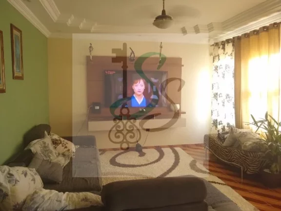 Imagem Venda de casa no São Luiz, Paulínia. 3 dormitórios sendo 2 suítes (1 com hidromassagem), sala, cozinha, lavanderia, banheiro social, 2 vagas de garag