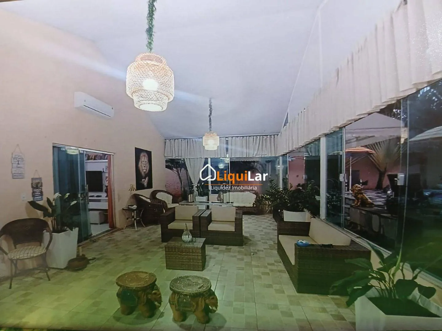 Imagem Casa a Venda com Salão de Festas