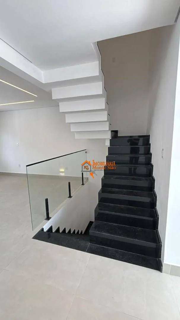 Imagem Sobrado com 3 dormitórios à venda, 203 m² por R$ 1.400.000,00 - Vila Carmela II - Guarulhos/SP