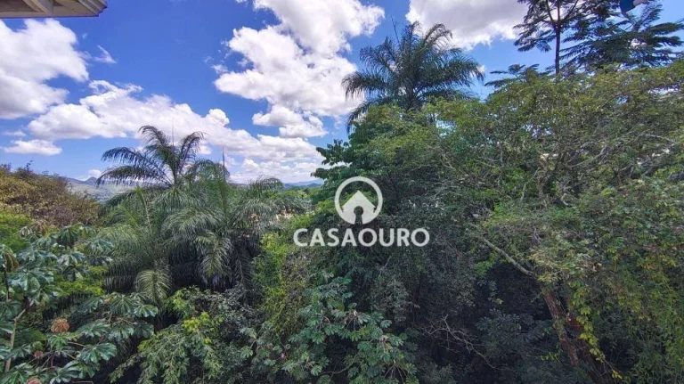 Imagem Casa com 5 Quartos à venda, 226 m² por R$ 1.500.000 - Cabeceira - Nova Lima/MG