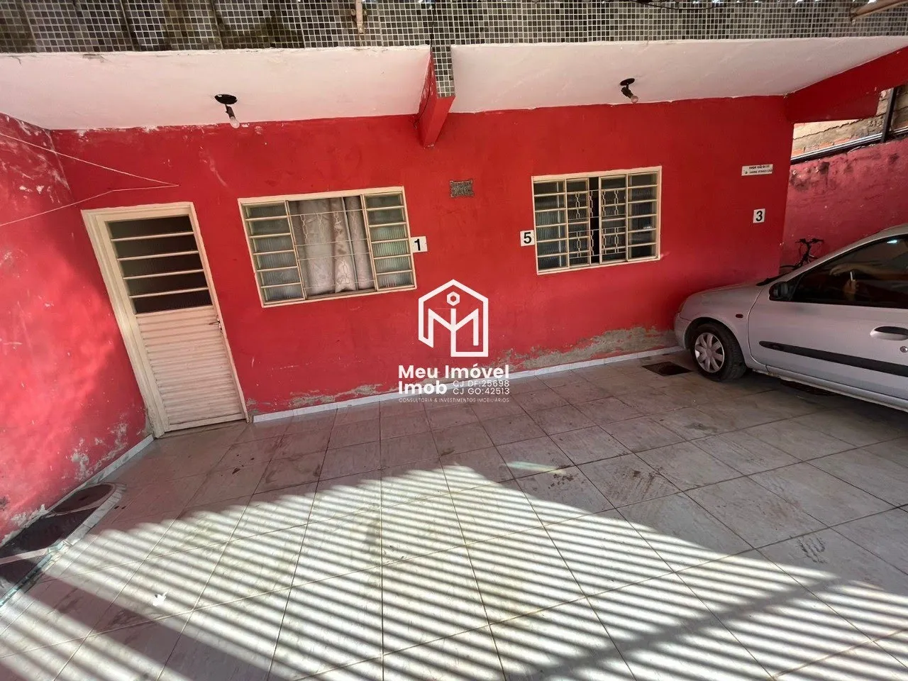 Imagem Prédio com 5 Apartamentos 2 com Suíte 4 Vagas Lote 150m²