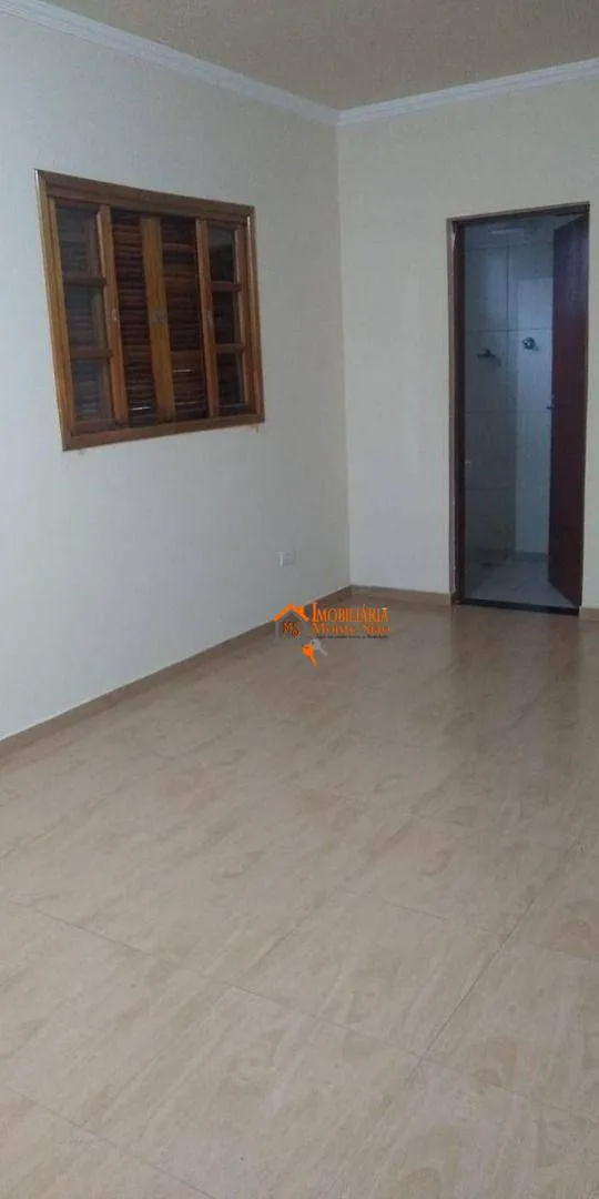 Imagem Sobrado 4 Dormitórios com 2 Suítes, Varanda e 2 Vagas - Guarulhos