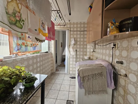 Imagem Apartamento 104m² com 2 dormitórios e garagem fechada à venda no Boqueirão - Santos/SP