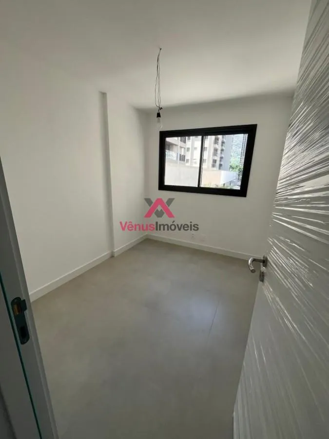 Imagem Apartamento para Venda em Rio de Janeiro, Botafogo, 2 dormitórios, 1 suíte, 2 banheiros, 2 vagas