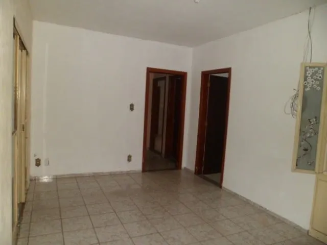 Imagem Casa à venda 3 Quartos, 1 Suite, 1 Vaga, 300M², Jardim Gurilândia, Taubaté - SP