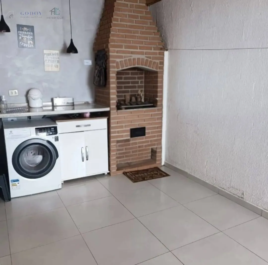 Imagem Casa Moderna com Área Gourmet no Residencial Flamboyant
