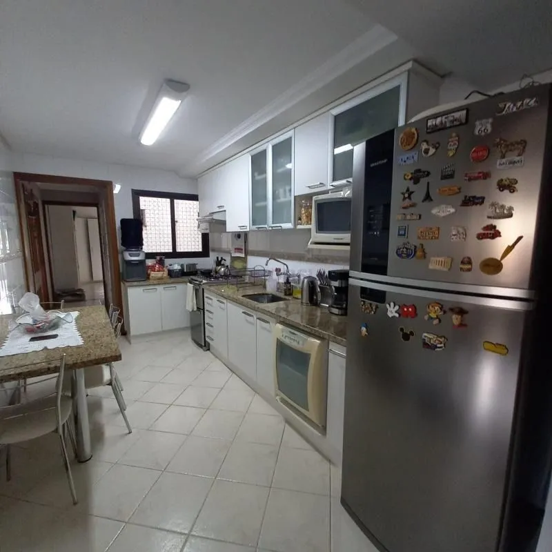 Imagem Apartamentos com 3 Dormitórios