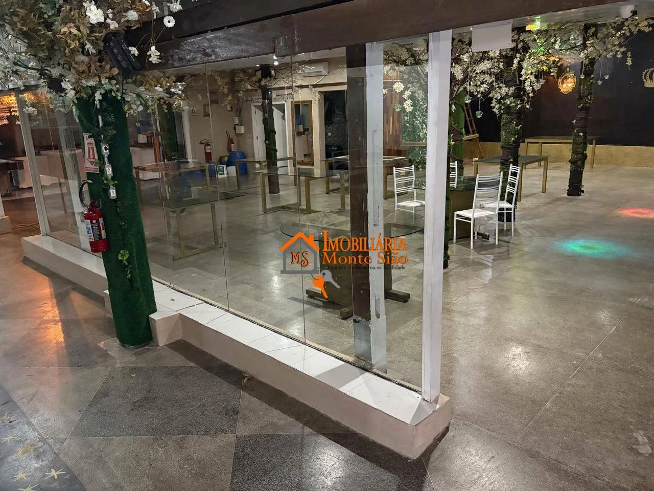 Imagem Salão para alugar, 574 m² por R$ 15.000,00/mês - Jardim Angélica - Guarulhos/SP